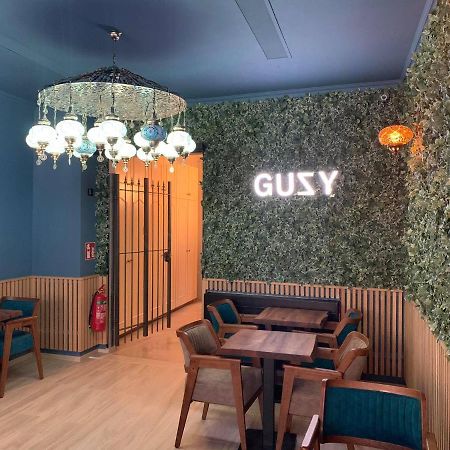 Hotel Guzy Lier Luaran gambar