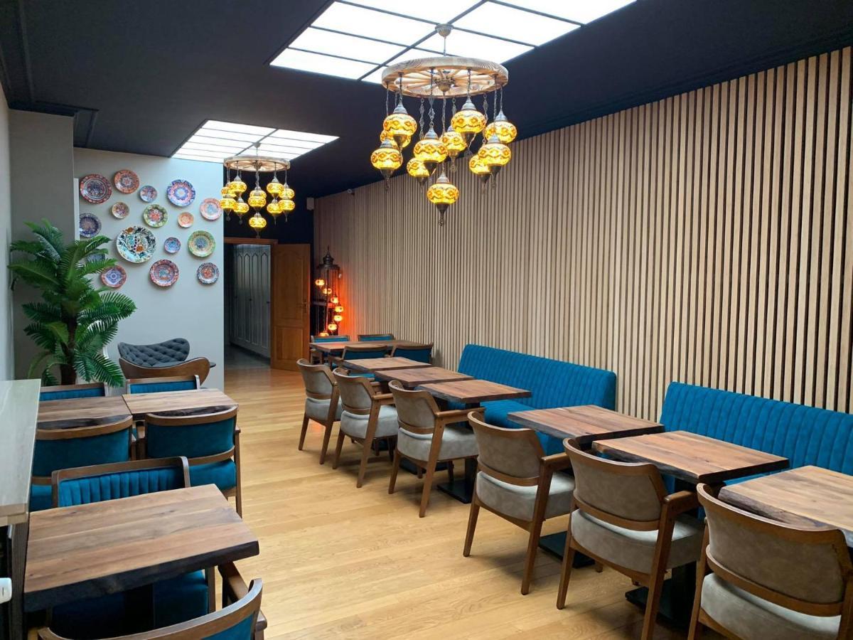 Hotel Guzy Lier Luaran gambar