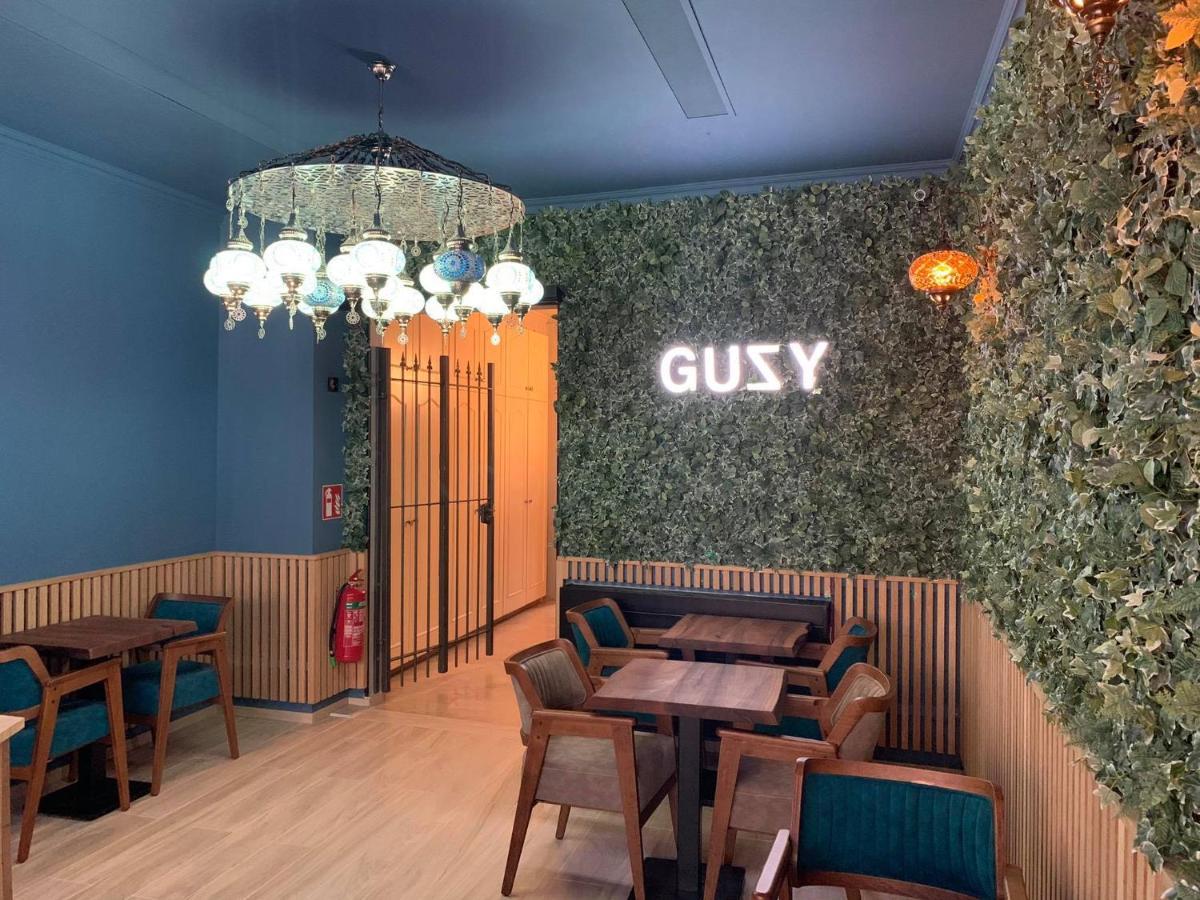 Hotel Guzy Lier Luaran gambar